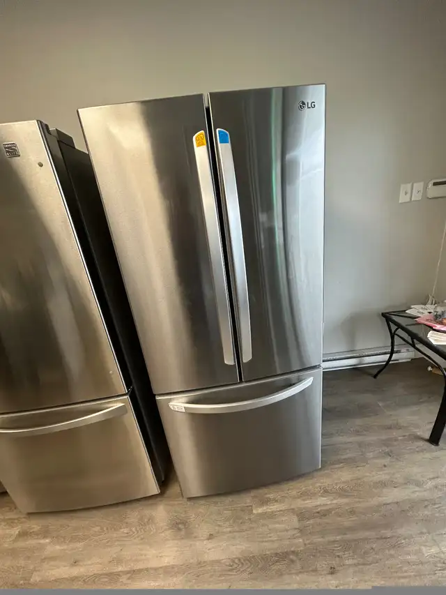 BRAND NEW  LG 30” 22Cu ftFrench Door refrigerator, Smudge Proof in Refrigerators in Dartmouth - Image 5