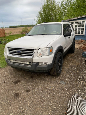 2006 Ford Explorer Xlt
