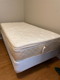 TWO Single Beds/Frame/Boxspring/Mattress