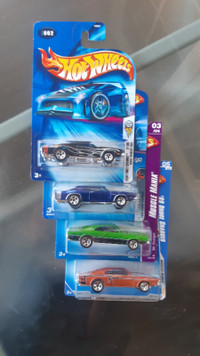 '69 Dodge Charger R/T Hot Wheels lot of 4 with opening hoods NIP