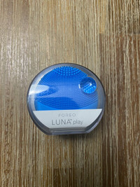 Foreo Luna play- face wash-brand new