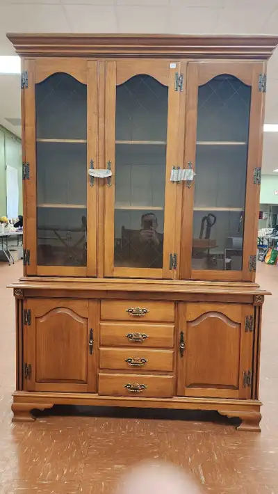 Maple Hutch, View more