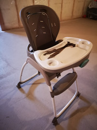 Ingenuity Trio 3-in-1 Deluxe High Chair