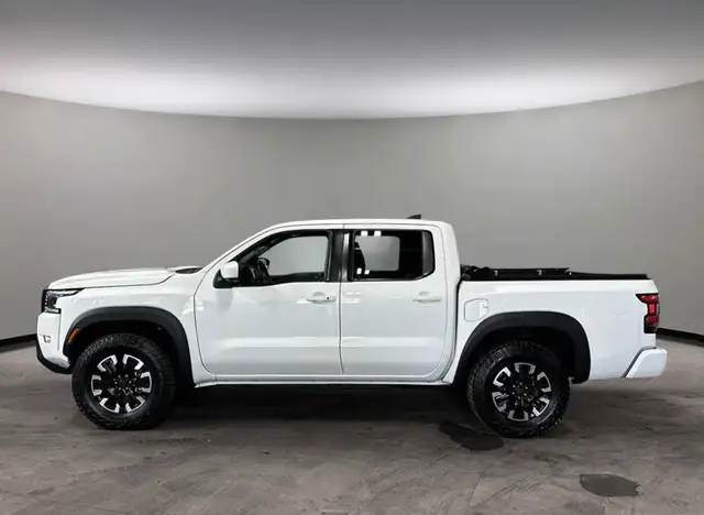 2022 - Nissan Frontier • PRO-4X S Auto in Cars & Trucks in Penticton - Image 4