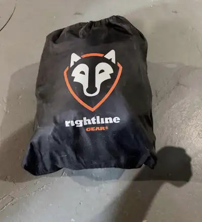 Only used once, fits on any type of car.