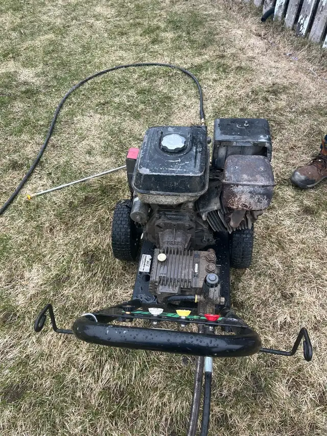 Patron Honda Super Heavy Duty Presure washer Power House 13 Hp G in Outdoor Tools & Storage in Oshawa / Durham Region - Image 8