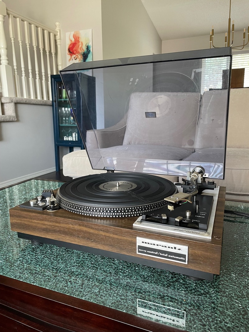 1976 Marantz 6200 Turntable recently serviced Stereo Systems & Home