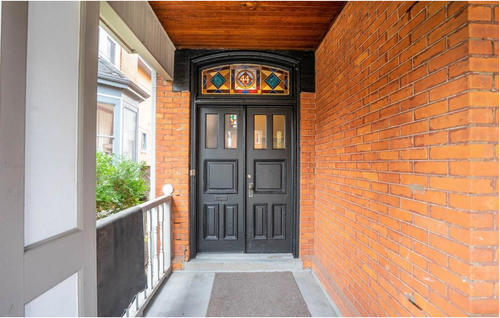 All-inclusive, bright, recently renovated 1 bedroom basement apartment in legal 4-plex. Features in...