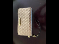 BRAND NEW STEVE MADDEN GOLD WALLET-NEVER USED !!