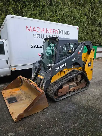 None John Deere 317G