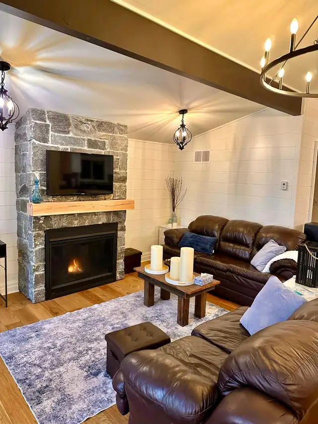 Beautiful Waterfront Muskoka Cottage for Rent in Ontario in Canada - Image 6