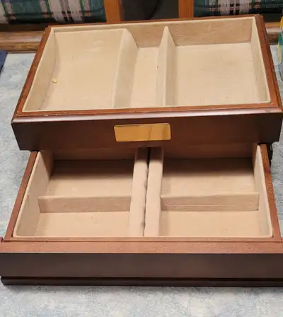 Up for sale are the pictured wood jewelry box (with front plate that can be engraved). Item availabl...