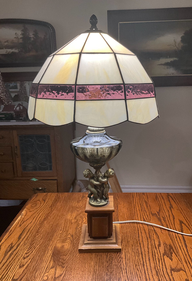 Vintage Tiffany-Style Table Lamp, With Cherub Base in Indoor Lighting & Fans in Owen Sound