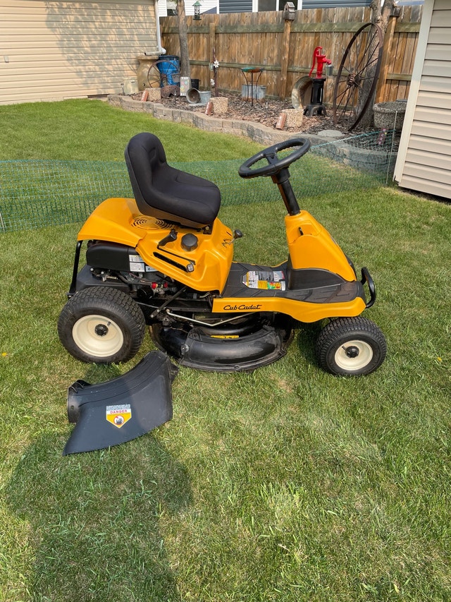 Riding Lawn Mower Lawnmowers & Leaf Blowers Edmonton Kijiji