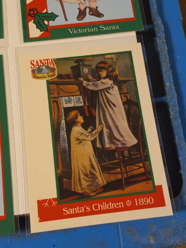 SANTA AROUND THE WORLD 1994-95 RED FOIL INSERTS CARDS LOT OF 12 in Arts & Collectibles in Trenton - Image 4