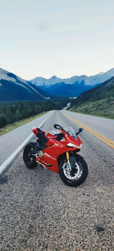 Selling my 2013 Ducati 1199R. Purchased from Ducati Montreal back in 2021. Just don't ride as much a...
