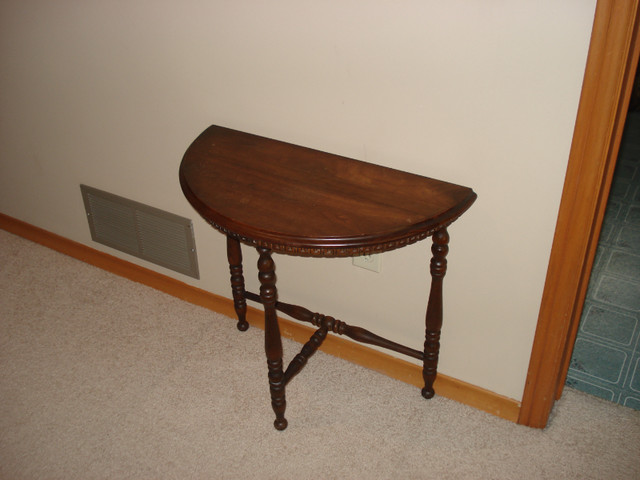Antique/Vintage Console Table in Other Tables in Kitchener / Waterloo