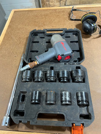 Ingersoll Rand 3/4 impact with sockets