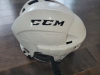 Adult hockey helmet sz small