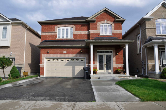 Maison à vendre à Saint-Constant dans Maisons à vendre  à Longueuil/Rive Sud