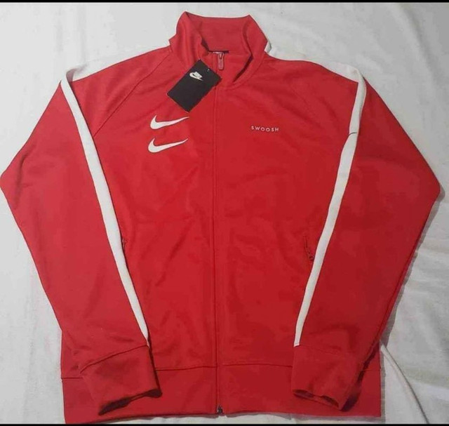Nike Track Jacket Size Medium in Men's in Winnipeg