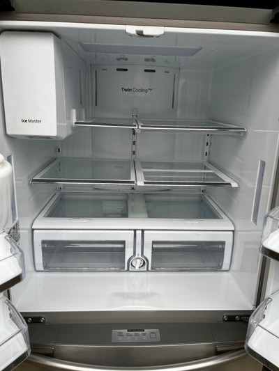Samsung fridge - stainless French door with snack drawer