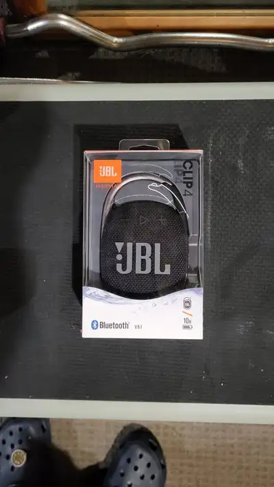 Harman Bluetooth Clip and play, View more