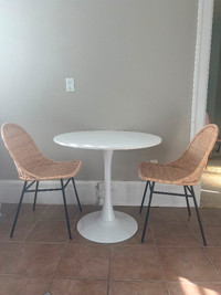 Mid Century Modern Dining Room Table with 2 Rattan Chairs