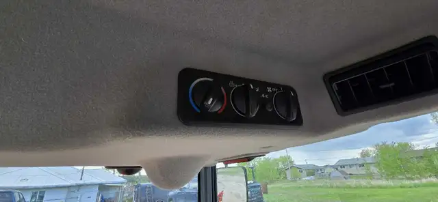 2022 Kubota LX3310 in Heavy Equipment in Meadow Lake - Image 8