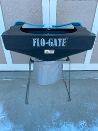 NEW! Flo-gate Universal. Hoppered bin attachment.