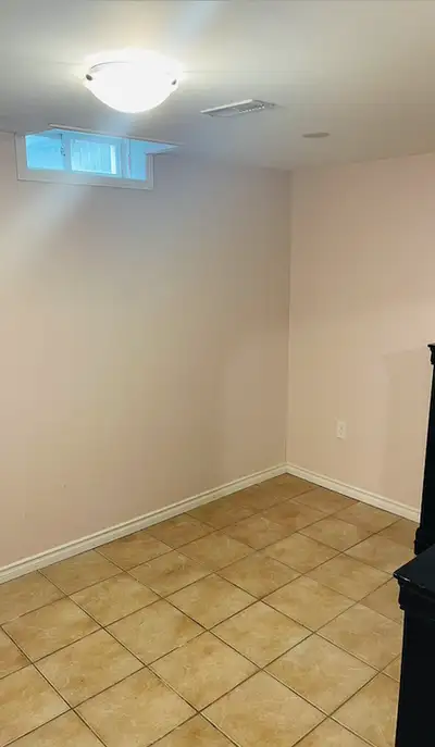 Clean 1-BR basement apartment separate entrance