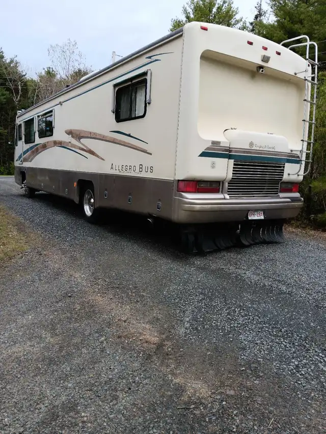 class A, Allegro Bus in RVs & Motorhomes in Bridgewater - Image 10