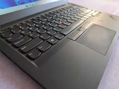 Lenovo ThinkPad X1 Carbon Gen 6 | i7 | 16GB RAM, View more
