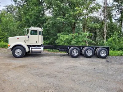 MODEL 367 LAST 8 DIGIITS OF SERIAL # 8D756120 TOTAL REBUILD OF TRUCK COMPLETE DISMANTLE & REBUILD FR...