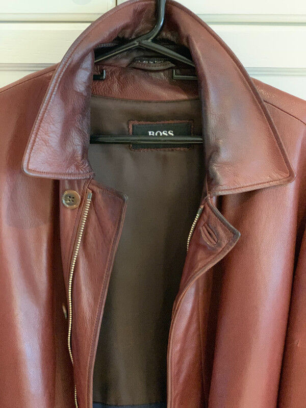 Hugo Boss Premium leather jacket in Men's in Markham / York Region - Image 2