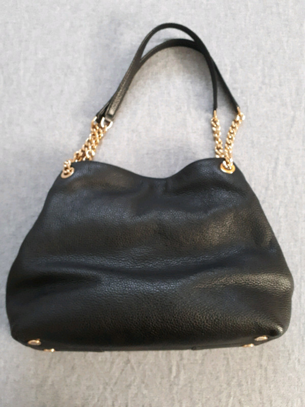 MICHAEL KORS jet set handbag in Women's - Bags & Wallets in Strathcona County - Image 2