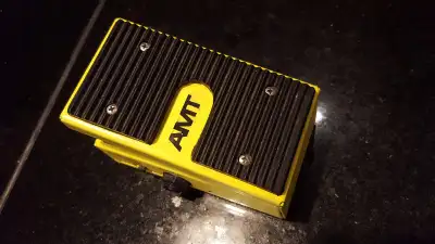 AMT LLM-2 mini volume pedal, View more