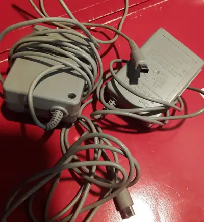 quelques accessoires pour consoles de jeux, View more