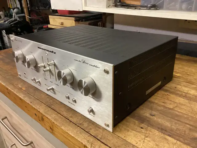 LATE 1970’S VINTAGE MARANTZ 1090 STEREO AMPLIFIER in Stereo Systems & Home Theatre in Barrie - Image 5