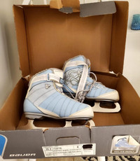 Bauer Skates. Size 8. Molded style.  Price Just Reduced.