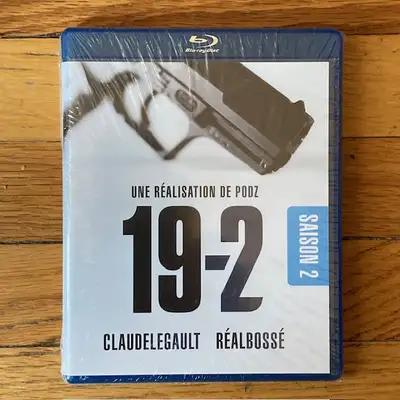 Neuf, scellé. Saison 2. Paiement en espèces uniquement, retrait sur place uniquement. Brand new seal...