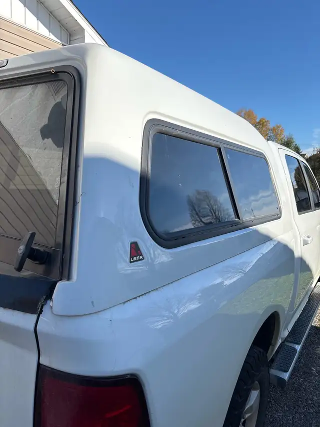 truck cap in Other Parts & Accessories in Sault Ste. Marie - Image 3