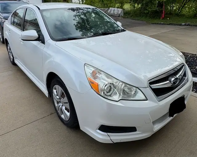 2011 SUBARU LEGACY (ALL WHEEL DRIVE)