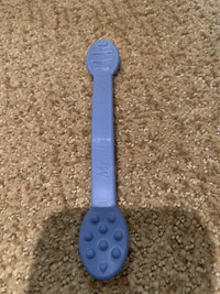 Textured baby feeding spoon