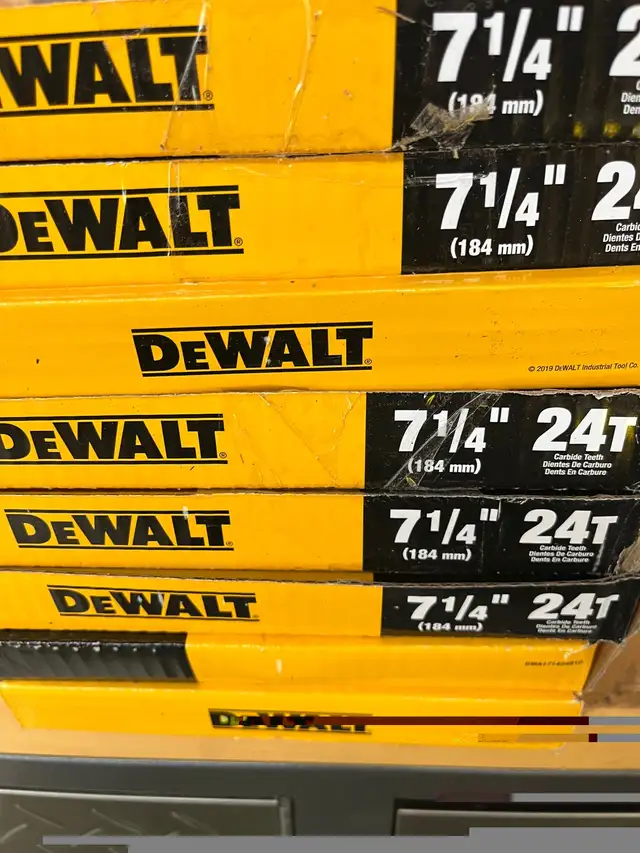 DeWalt  skill saw blades in Power Tools in City of Toronto - Image 4