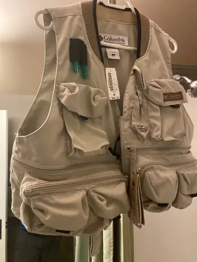 N.W.T Columbia PFG (Performance Fishing Gear) Fisherman’s S Vest, View more