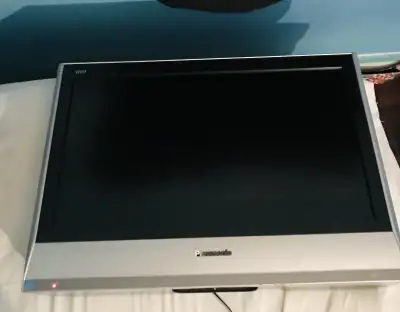 Panasonic 32” tv, View more