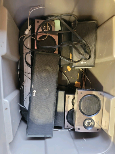 Set of LG and Phillips surround sound speakers. Make me an offer and they yours. Cleaning out garage...