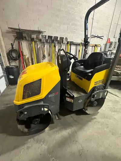Wacker Neuson RD12 in good working condition. Regular oil changes and matinence. 448 hrs