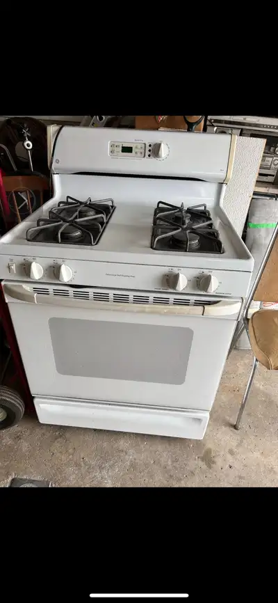 Great GE gas stove Works great Replaced to change to stainless steel to match other appliances Call...